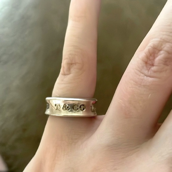 Tiffany & Co. Jewelry - Auth 1997 Tiffany and Co Thin Concave Band Ring SZ 5 AG 925 Vintage Collectible
